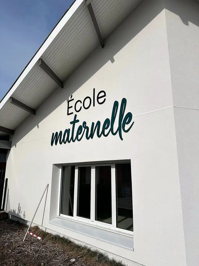 École maternelle — Ville de Biscarrosse, réalisation Prisme Visual