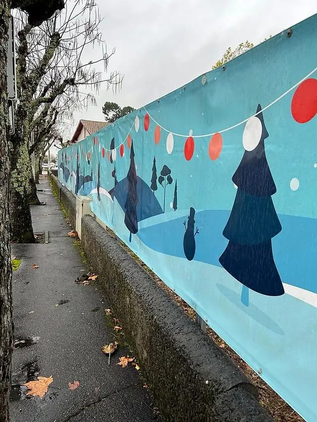 Palissade de Noël — Ville de Biscarrosse, réalisation Prisme Visual